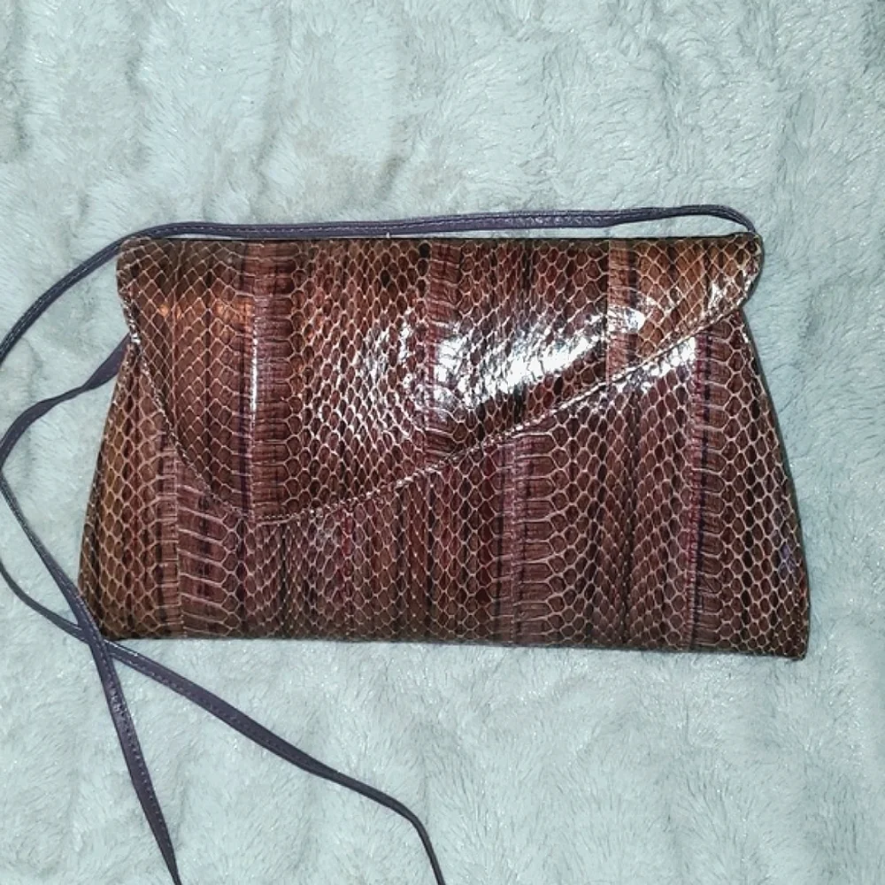 Vtg J.Reneé Snakeskin Embossed Crossbody Bag